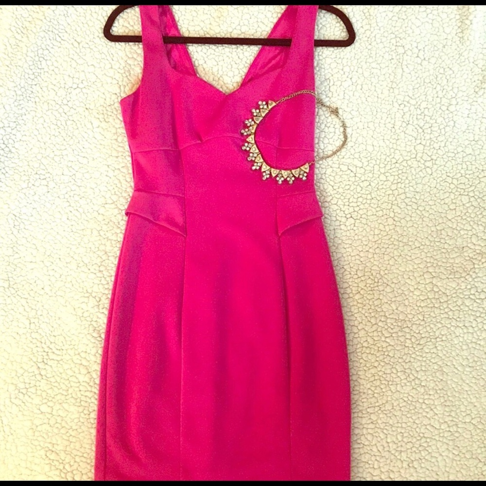 Guess pink bodycon dress - Picture 2 of 5